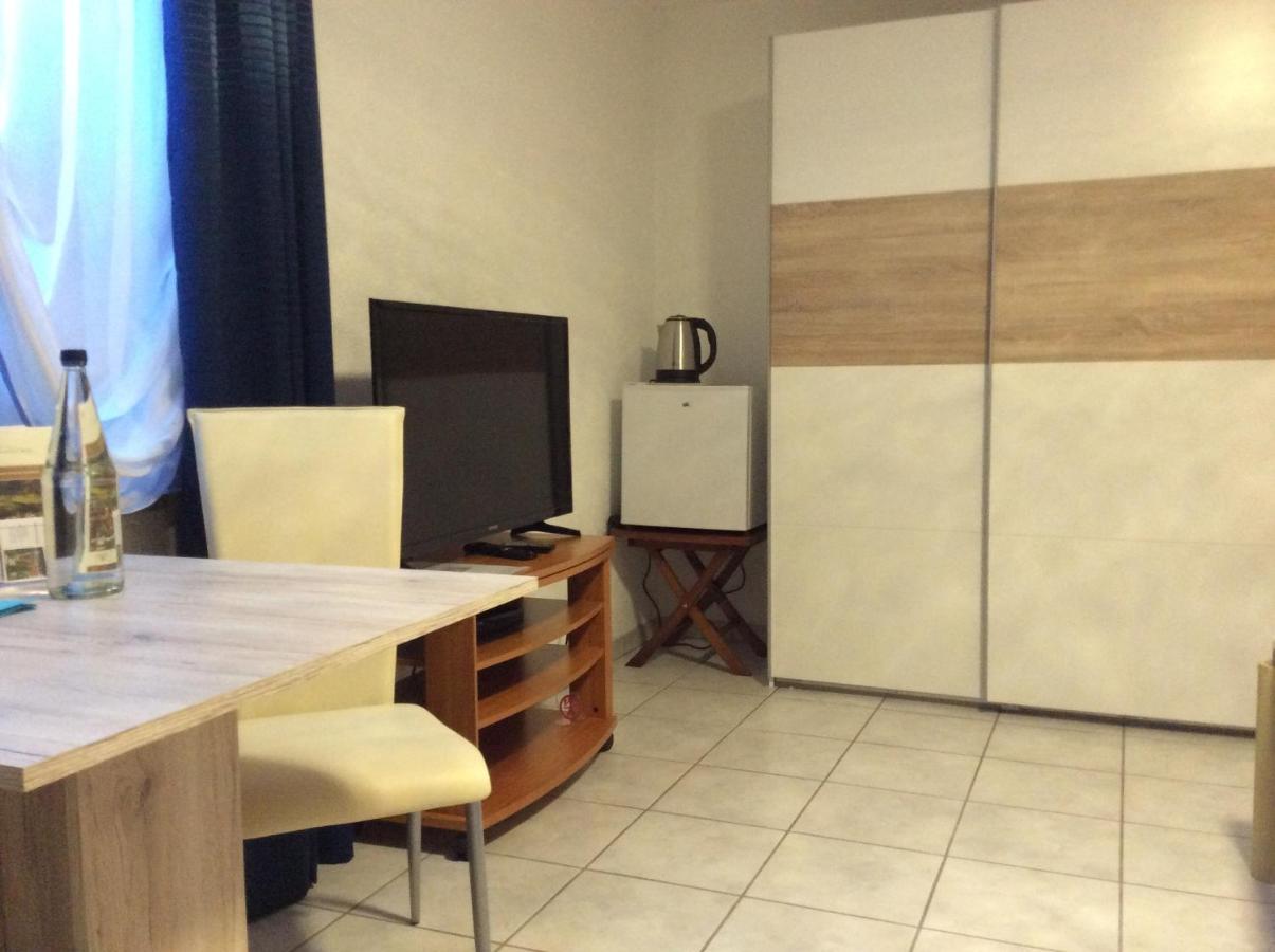 Ferienappartement Souterrain Volkertshausen Екстериор снимка